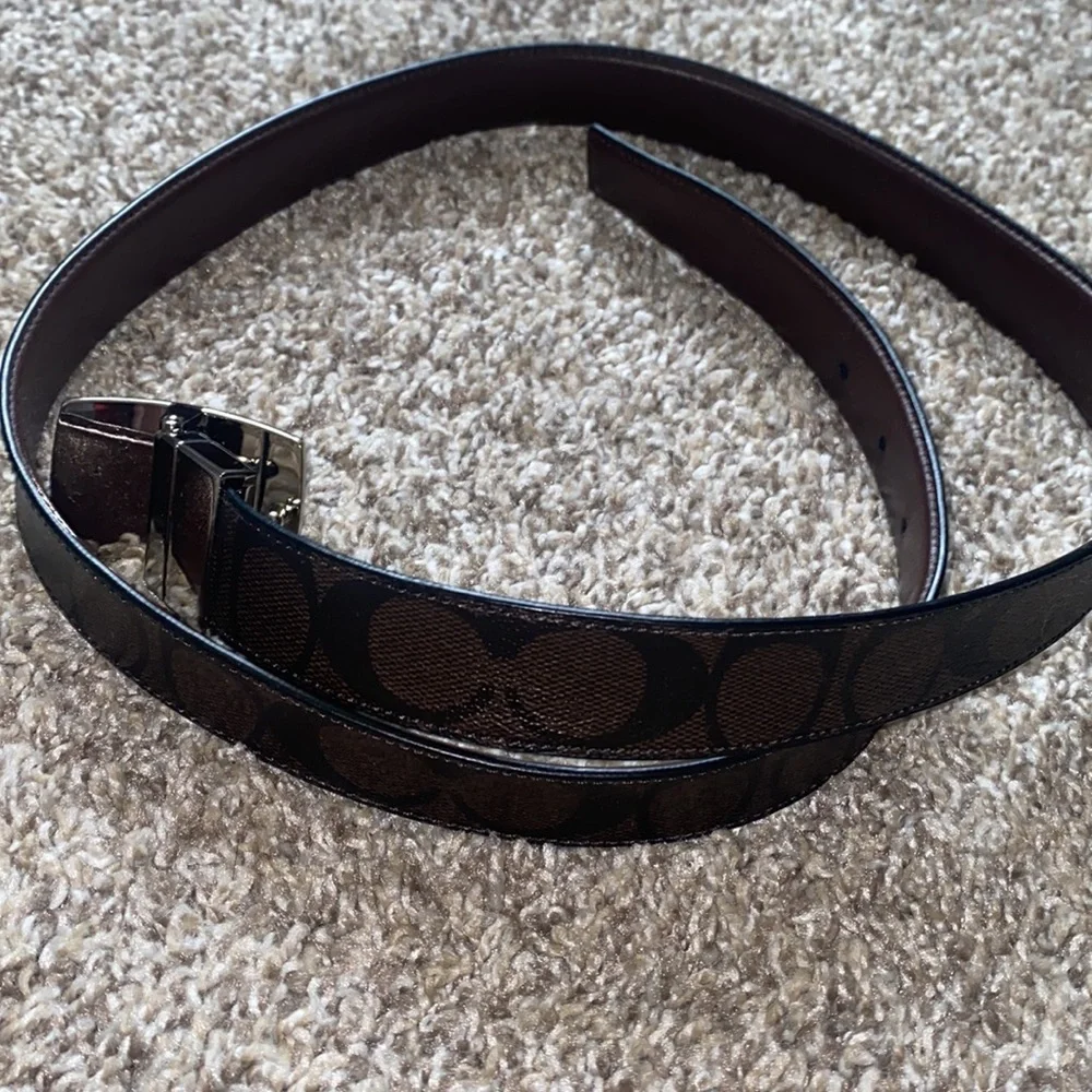 Un-Used Coach belt - Picture 3 of 5